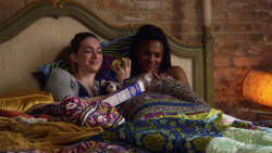 bisexuallydia:  The Lesbian Blanket in Sense8