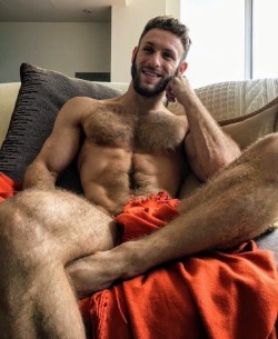 Str8Bear:  Maziger:  Moving To A New Home, Come Follow Me At:   Https://Justnudemen.newtumbl.com