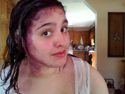 I’m a clumsy ox so I got it all over my faceand also it may not have been the best idea to col