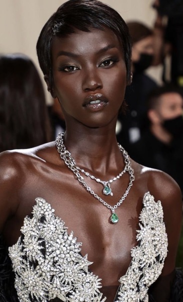 divineparadisos:anok yai at the 2021 met gala 