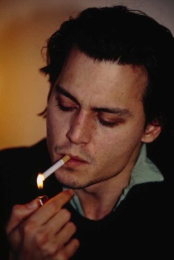 90sryder: Johnny Depp at the What’s Eating