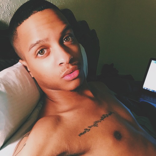 blackmalefreaks:  ♀ BLΔCK-MΔLE-FREΔKS ♂  #TeamFreaks #blackmalefreaks #BlackMen  then eyes are dreamy