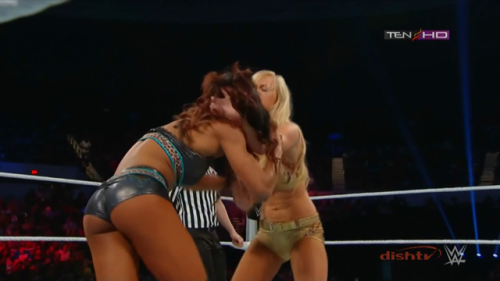 Alicia Fox dat azz doe