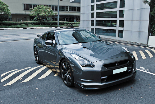 italian-luxury:   Nissan GTR via V12Khan 
