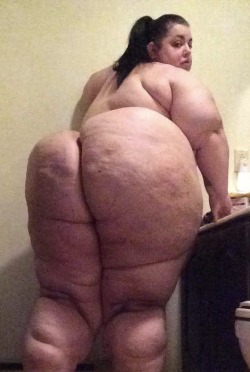 jackson-123456-deactivated20200:ineedssbbw:Is tonge that ass all day long 