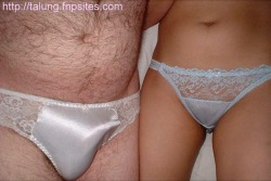 wonkywilly:  panty pairs couple.. 