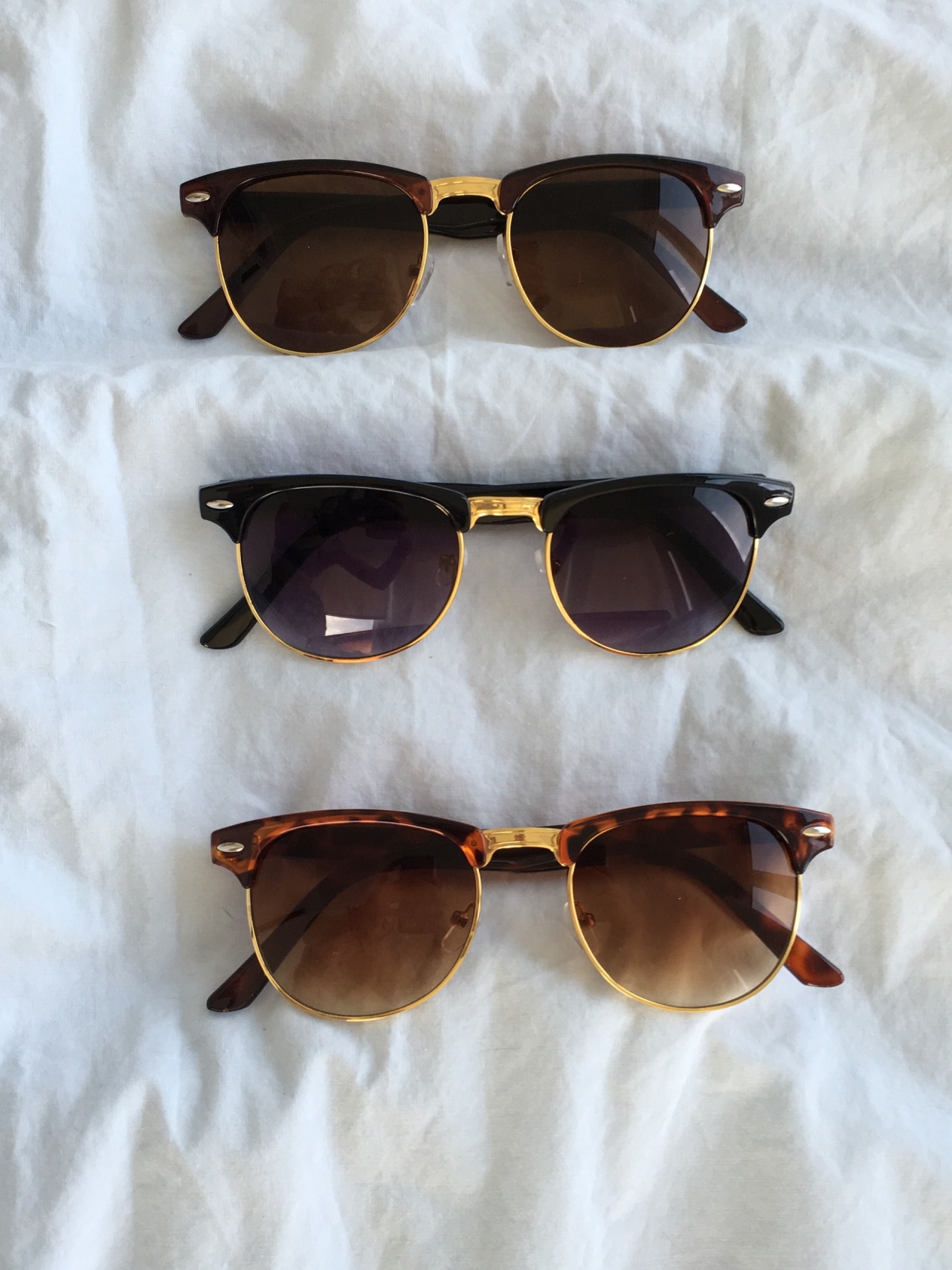 ameliastardust:  Hi!! So I just added a whole new stock of sunglasses to my store