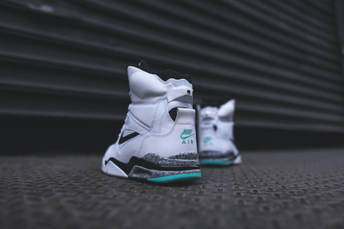 nock-nock-nock:  Nike Air Command Force “White / Wolf Grey / Hyper Jade”