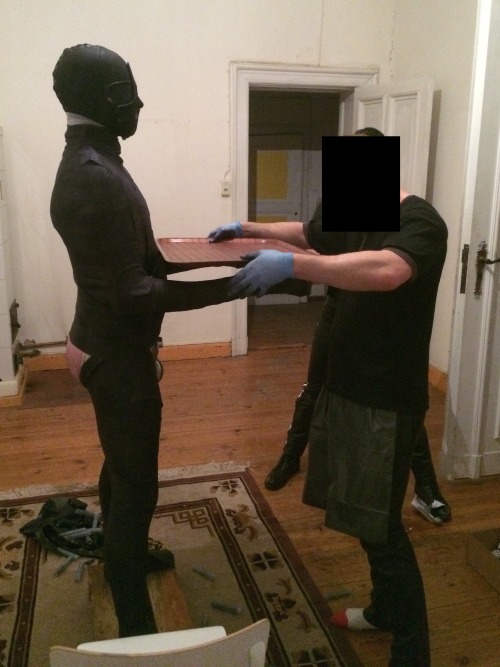 https://lovetapebondage.tumblr.com/post/134742206111