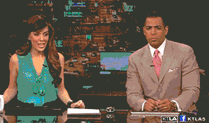 wiselwisel:  Cuando te sube el tripi en directo.
