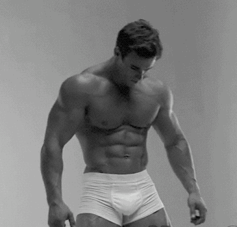 Calum Von Moger Naked