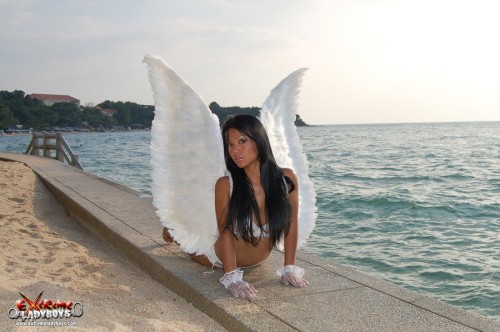 loveminino:  Sexy Angel 