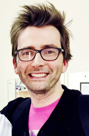 dxvidtennxnt: David Tennant Series » glasses porn pictures