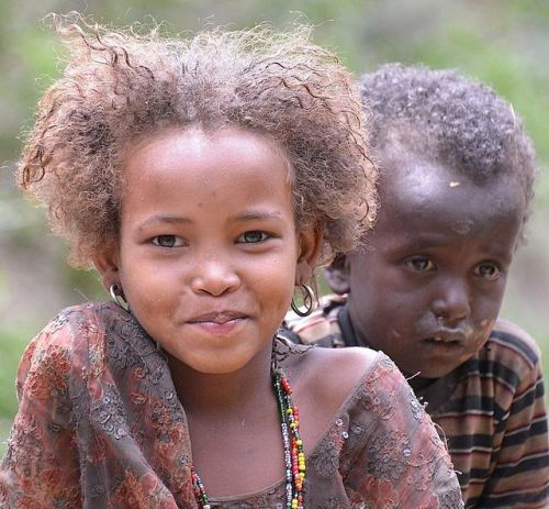 The Oromo people (Oromo: Oromoo; English: Oromo) are a Cushitic ethnic group inhabiting Ethiopia. Th