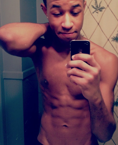 bignicenthick:  imeanit-ipromise:  “ummm…. i’m guessing boredom”  BigNiceNthick.tumblr.com