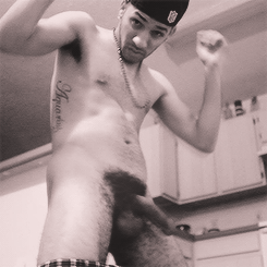 pradaboiswagg:  boipussy:  FOLLOW HIM: pradaboiswagg.tumblr.com     My dick big af tho..
