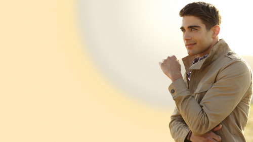 maledesktopwallpapers:  Alex Taraghi