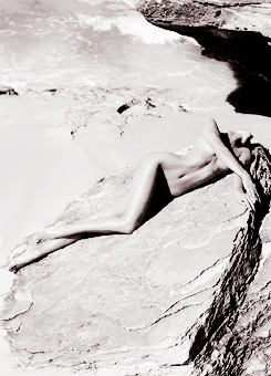 xstrikeapose:  Candice Swanepoel | Vogue Spain.