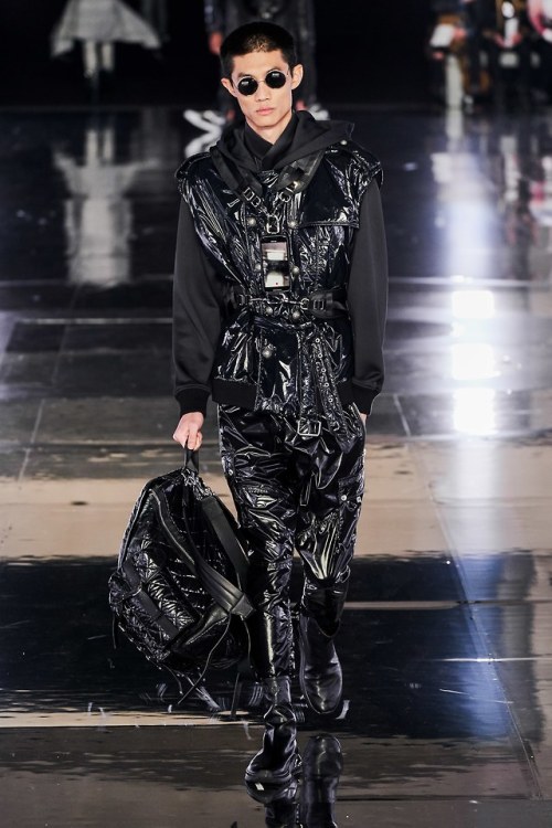 pocmodels: Gong Guohao , Yang Hao , Wang Chenming &amp; Jin Kwak at Balmain FW 19  I’