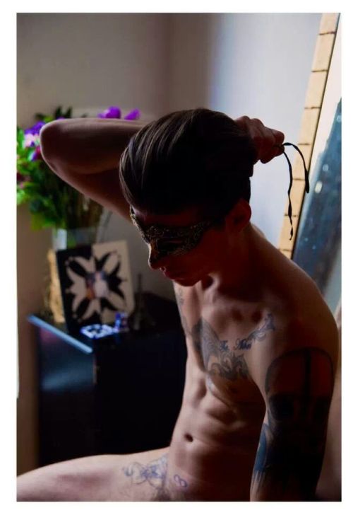 ifuckrainbows:  andthenyourawr:  Stefanos Milatos       (via TumbleOn)