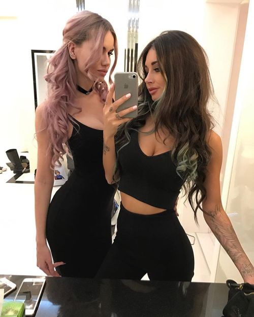 Sex Bimbo Besties!<3 pictures