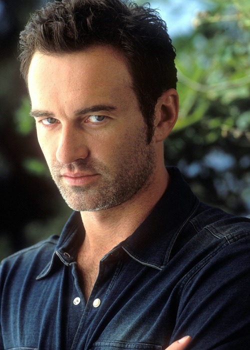 Porn Pics jsuavazblog:  Dylan Walsh y Julian McMahon