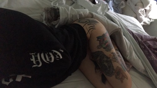 alt-nymph:  teeny   ❄️ask me about my premium snap ❄️