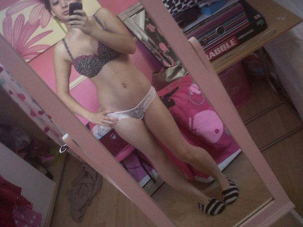 rachelhollie94:  Underwear photo set what is your fave? :) 