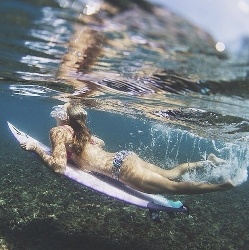 surfandbefree.tumblr.comQuincy Davisph. Volcom Womens