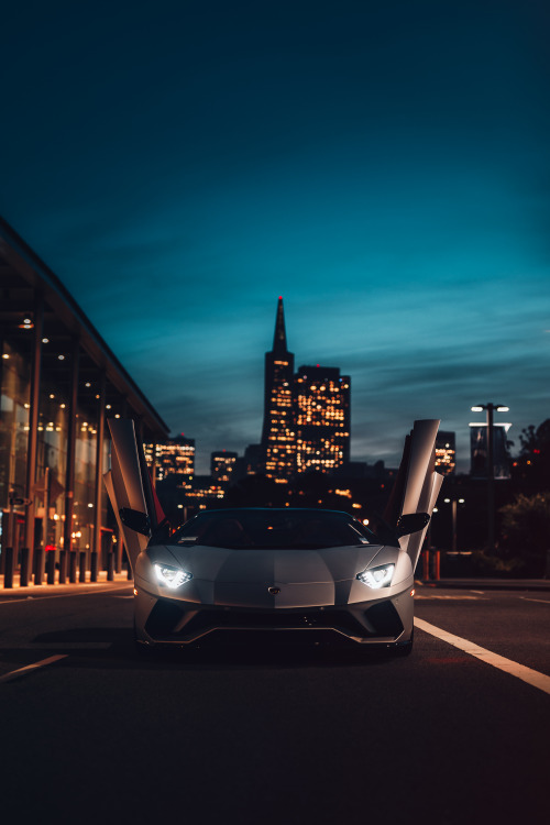 Aventador S