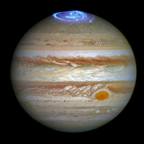 bobbycaputo: Auroras Larger Than Earth Spotted Over Jupiter Jovie’s showing off for Saturn!