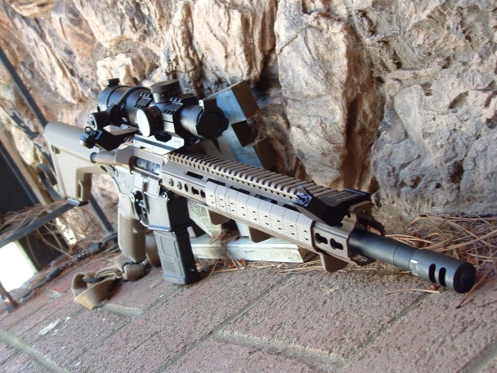 A blog dedicated to firearms and debating gun control