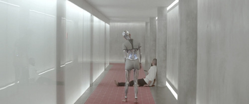 qonegirl:Ex Machina + that corridor