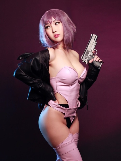 Sex toohot4tv: Rinnie Riot Motoko cosplay pictures
