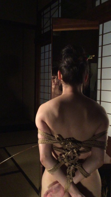 japanesebdsmofficial:    Shibari Naka Akira porn pictures