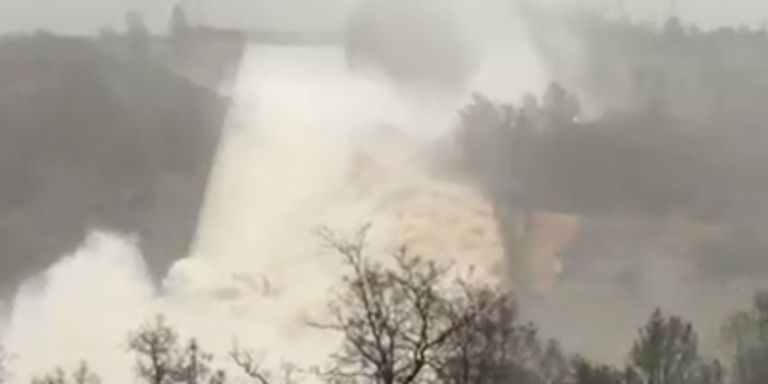 State engineers on Thursday discovered new damage to the Oroville Dam spillway in