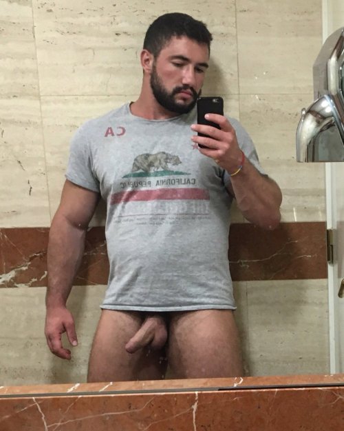 cum-in-me-bro: Mmmm Big Daddy **If you would like to be featured on Cum In Me Bro, submit your pics that you’d like to share! I’d love to see your dicks boys!** 