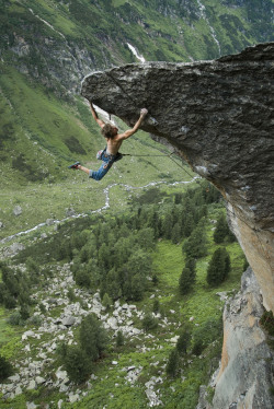 climberdiary:  Is anyone else in the Markus Bendler Fandom? 