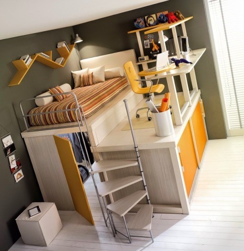 purpleyin:yourkingandqueen:dbvictoria:Incredible bedsI love the bed fandomI seriously want like a co