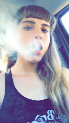 sindica420:  blunts before the game of thrones finale 😛