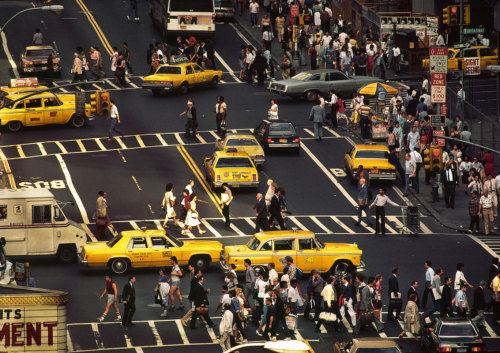 joeinct:  Times Square, NYC, Photo by Thomas