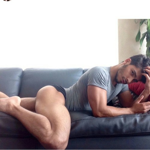 beimaschi:  Instagram: ottonielyanez