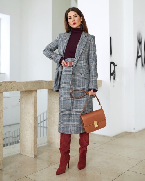 Füsun Lindner on Instagram in Zara boots 
