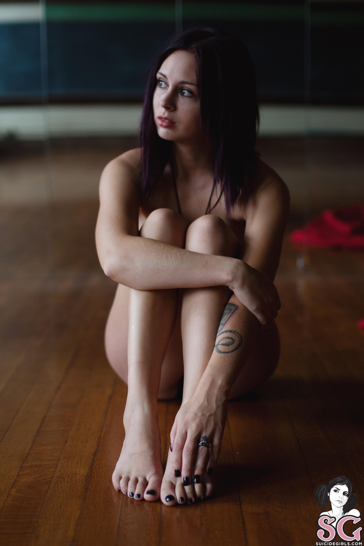 skullycaliberxo:  Model: Skully Caliber (SG name skullycaliber)Photo by Reva May