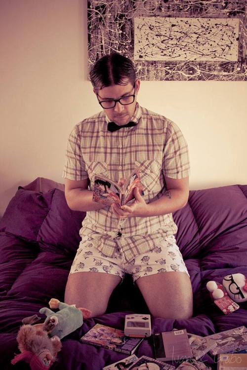 chaboncito:  Horny nerdph: @ivanygabo