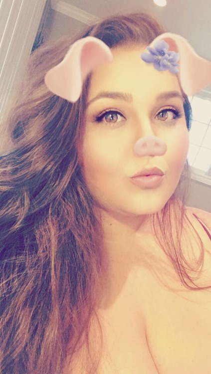 When Snapchat gives you a sexy pig filter, you take sexy pig selfies. That’s just what you do. 
