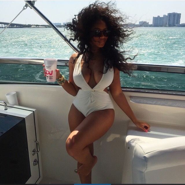 bigpapij9:  More Shades…