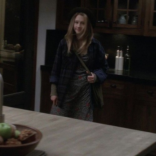 I Tried Recreating Violets Outfit In This Scene :)