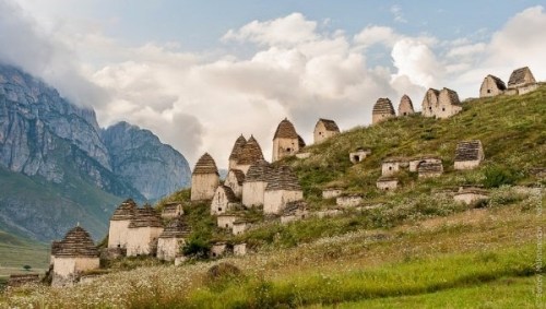 rixwilson:A place called the City of the Dead actually exists in Russia’s North Ossetia, hidden in o