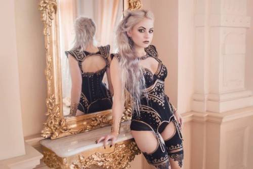 Silverrr Another one from Gothic and Amazing editorial. Outfit: Royal Black Couture &amp; Corset